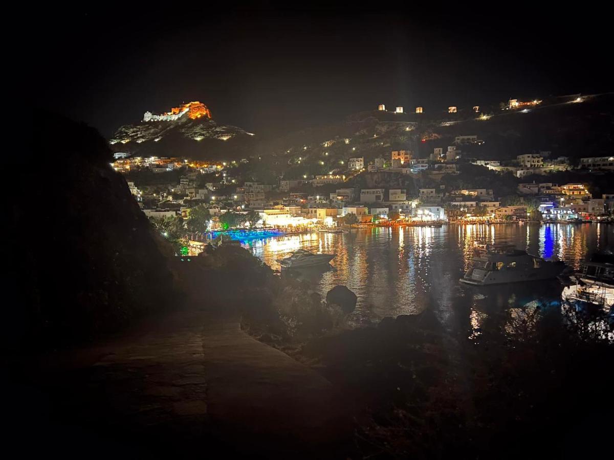 Апартаменты Ονειρόπετρα Λέρος~Oneiropetra Leros Panteli Экстерьер фото