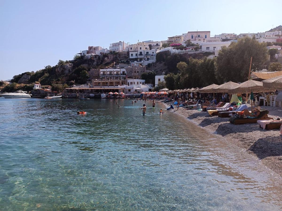 Апартаменты Ονειρόπετρα Λέρος~Oneiropetra Leros Panteli Экстерьер фото